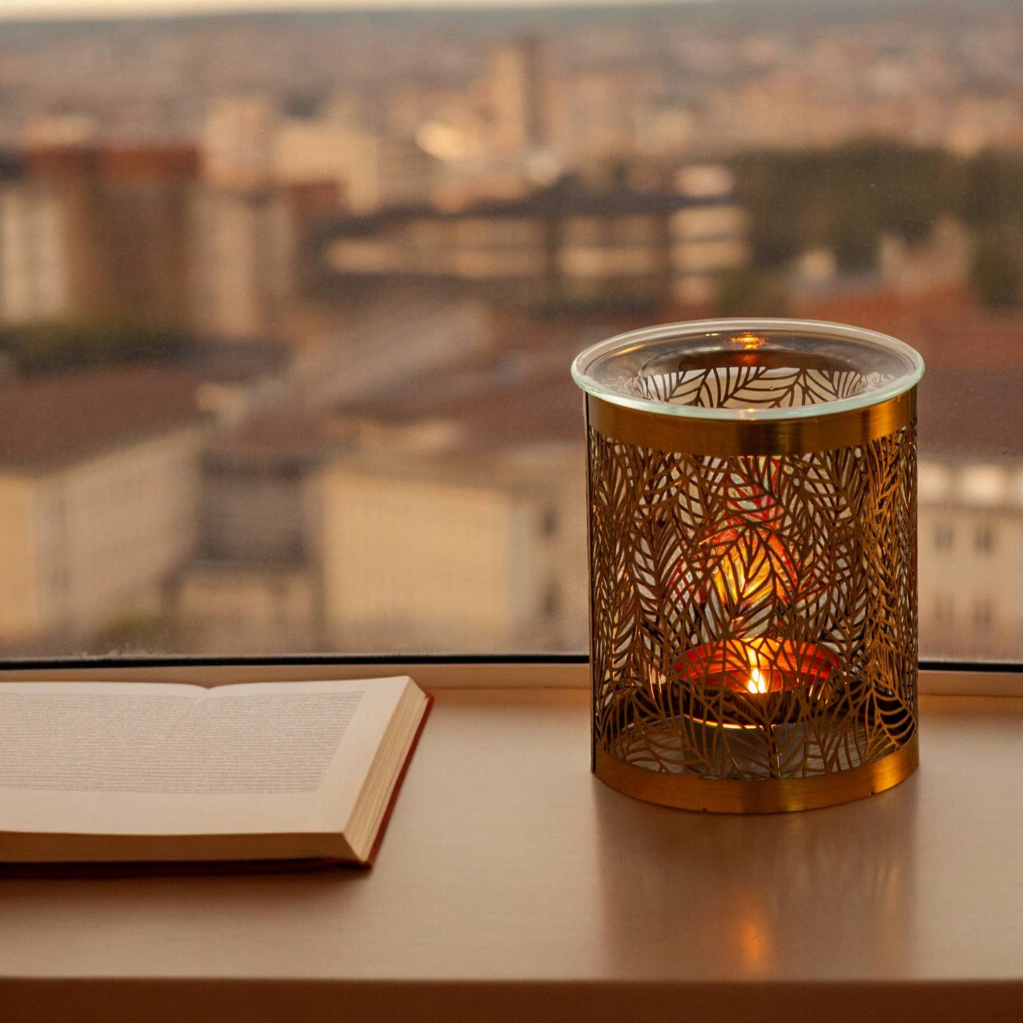 Metally Series Oil Burner — Leaves